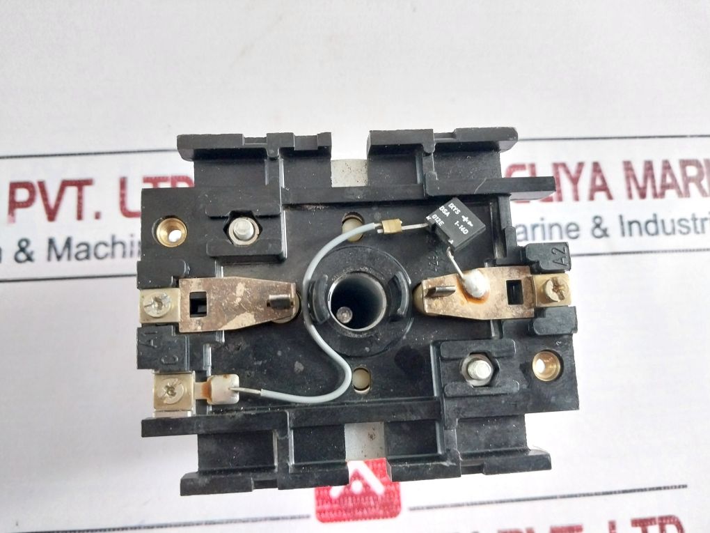 Schindler 176098 Contactor