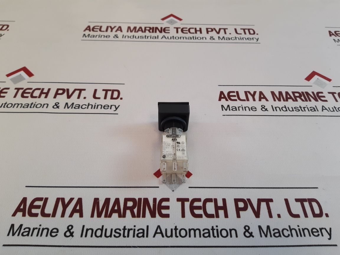 Schlegel Atl Red Push Button