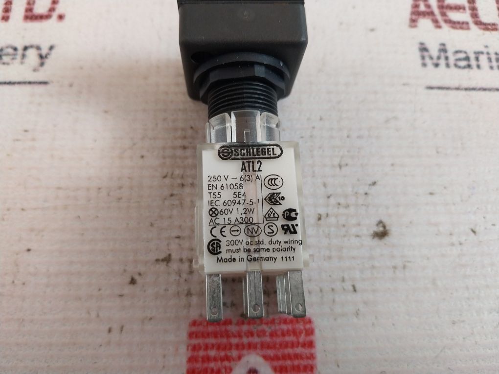 Schlegel Atl2 Contact Block With Light Green Push Button