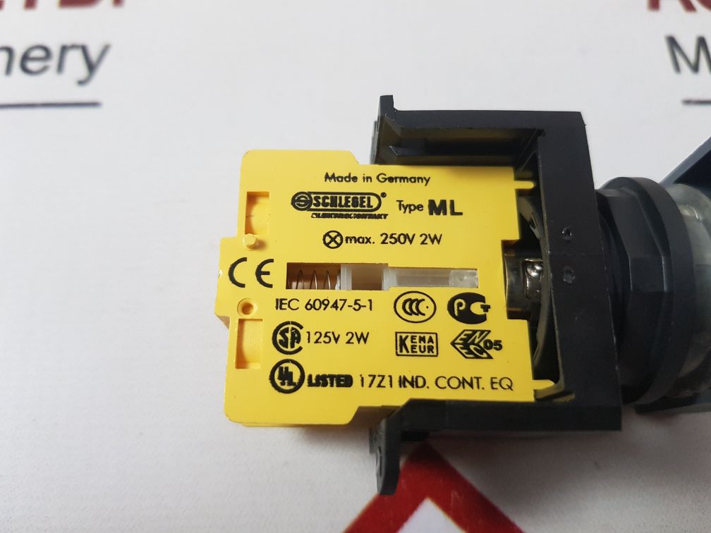 Schlegel Iec 60947-5-1 Contact With Green Lens Button
