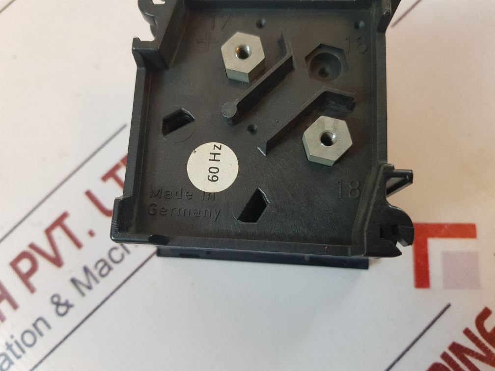 Set of 3x Schlumberger 500/5a ammeter 0 to 600 a