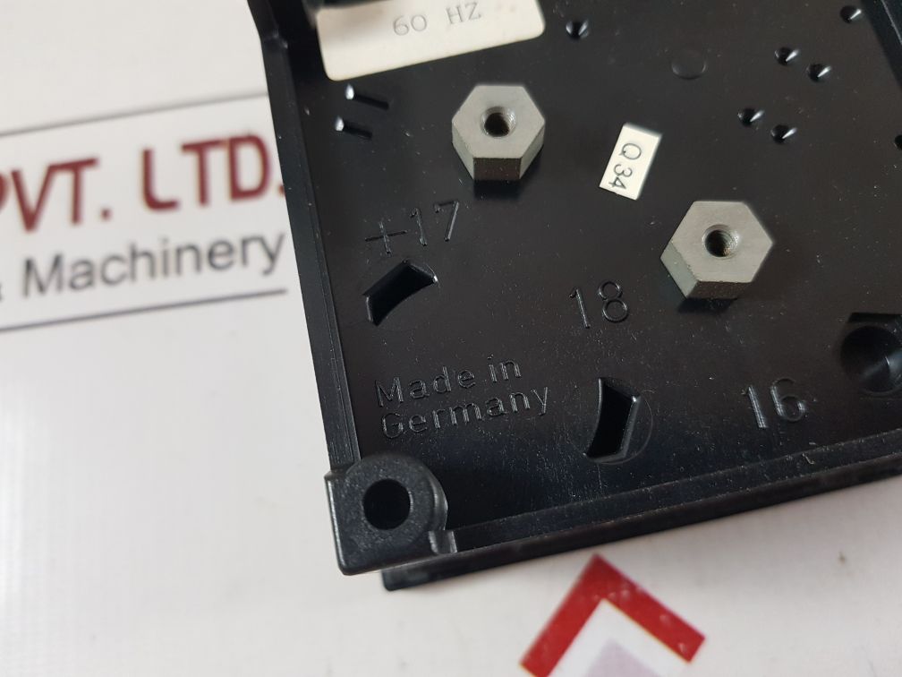 Schlumberger s2624 4949 voltmeter