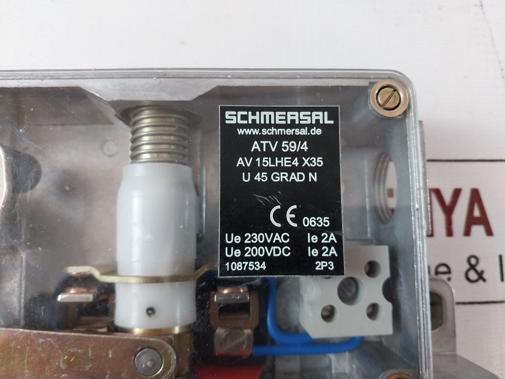Schmersal Atv 59/4 Door Locking System