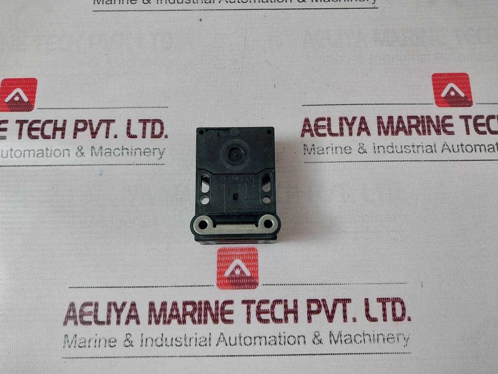 Schmersal Az 15 Zvrk-m16 Interlock Safety Switch 553.89.05.220, 500V Ip67