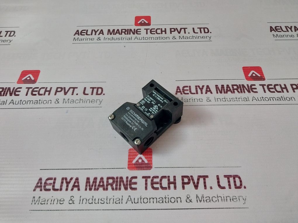 Schmersal Az 15 Zvrk-m16 Interlock Safety Switch 553.89.05.220, 500V Ip67