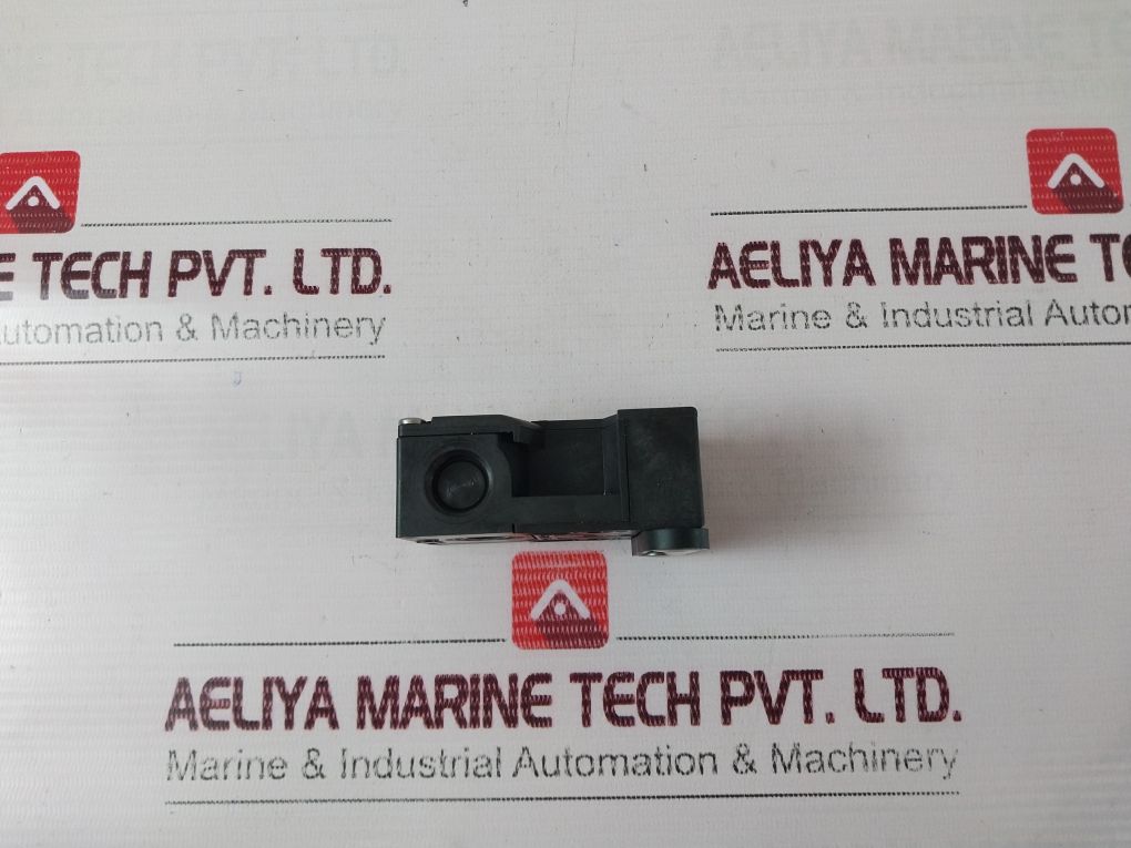 Schmersal Az 15 Zvrk-m16 Interlock Safety Switch 553.89.05.220, 500V Ip67