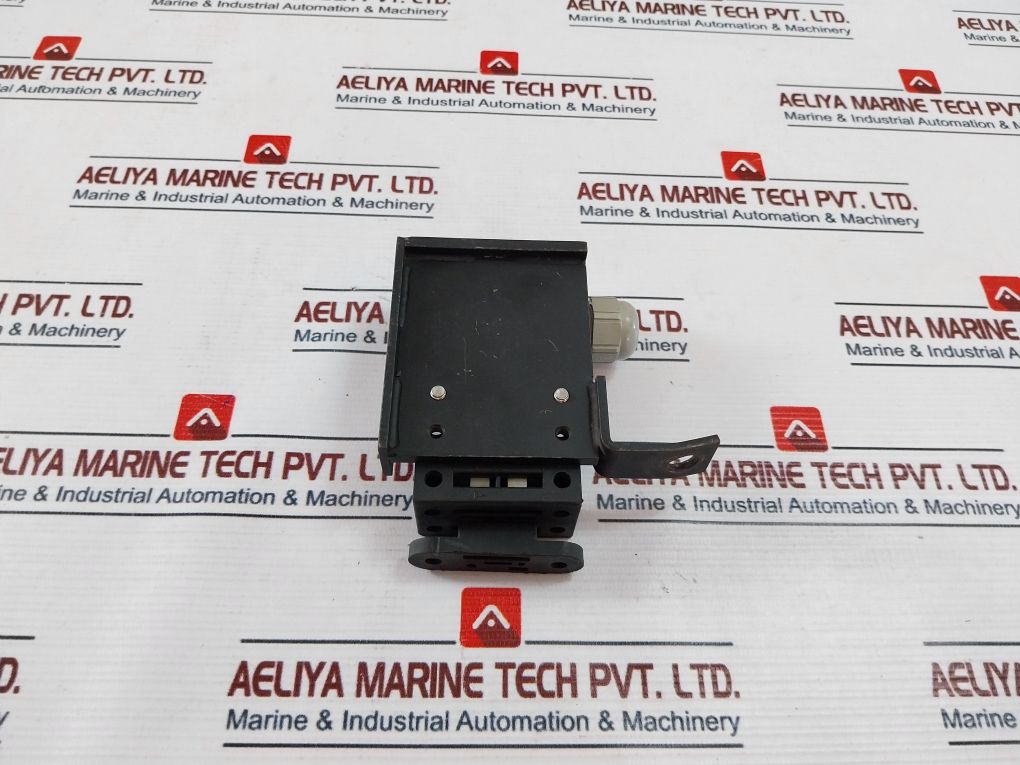 Schmersal Az 16 Zvrk Safety Interlock Switch Ip67