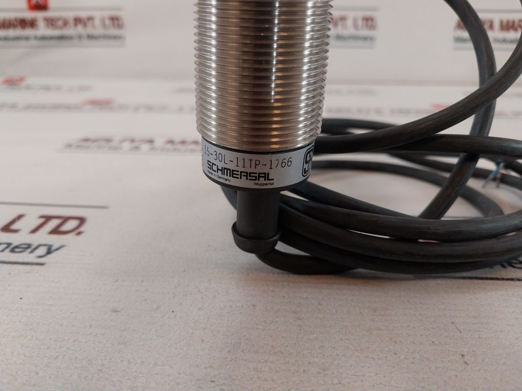 Schmersal Ifl 15-30L-11Tp-1766 Proximity Switch 200 Ma
