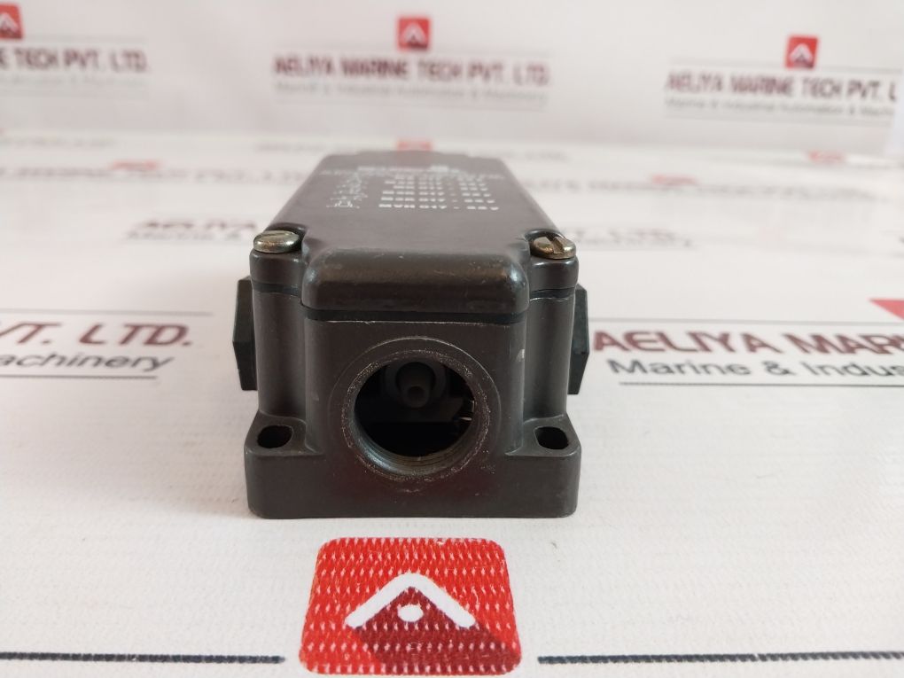 Schmersal Mvh 017-22Y Limit Switch 500V~600V