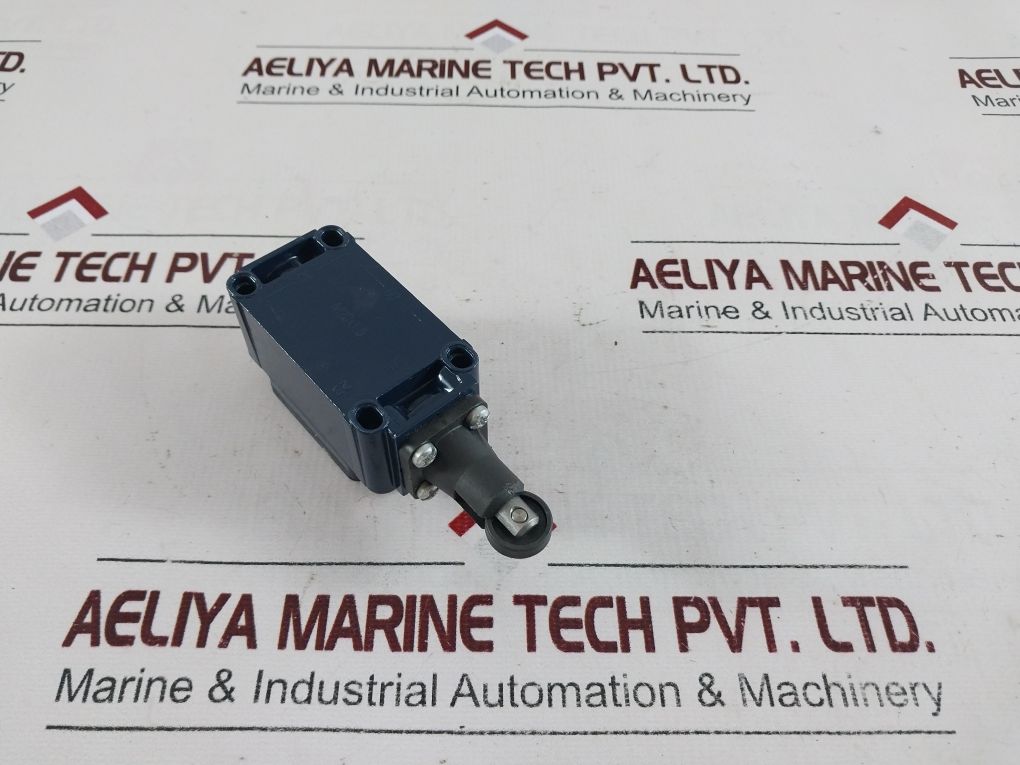 Micro Limit Switch Schmersal ZR 235-11Z-M20, Application Area: for Elevators & Vending Machine at ₹ 1050/pieces in Mumbai Micro Limit Switch Schmersal ZR 235-11Z-M20, Application Area: for Elevators & Vending Machine at ₹ 1050/pieces in Mumbai
