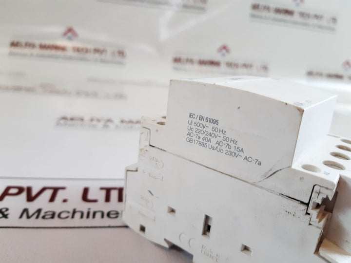 Schneider A9C20844 Contactor 220V~ 240V~