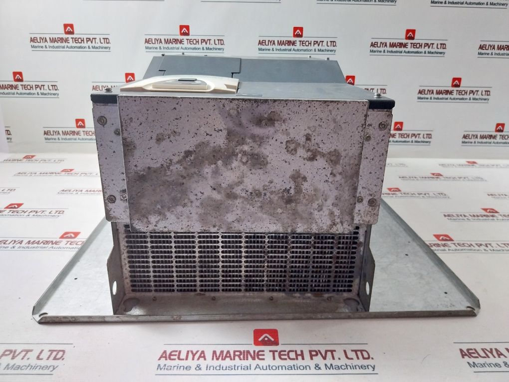 Schneider Atv71Hd55N4Z Variable Speed Drive 75°C