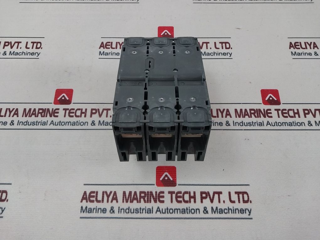 Schneider Cvs100N Circuit Breaker 50/60Hz