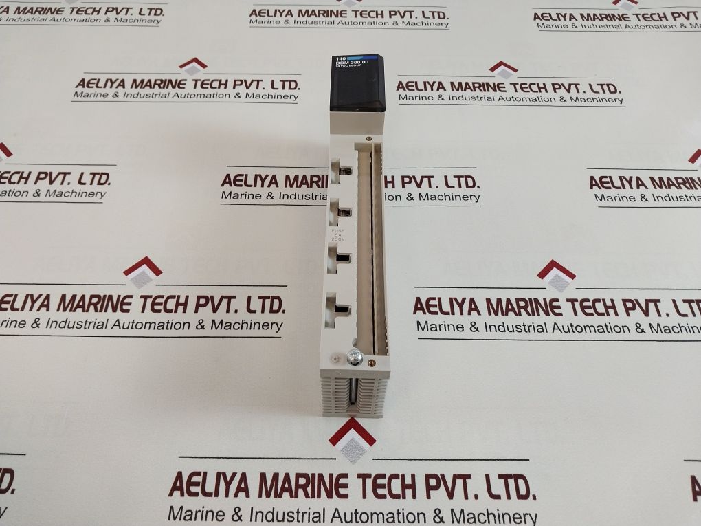 Schneider/Telemecanique 140Ddm39000 Dc Input/Output Module 24 Vdc