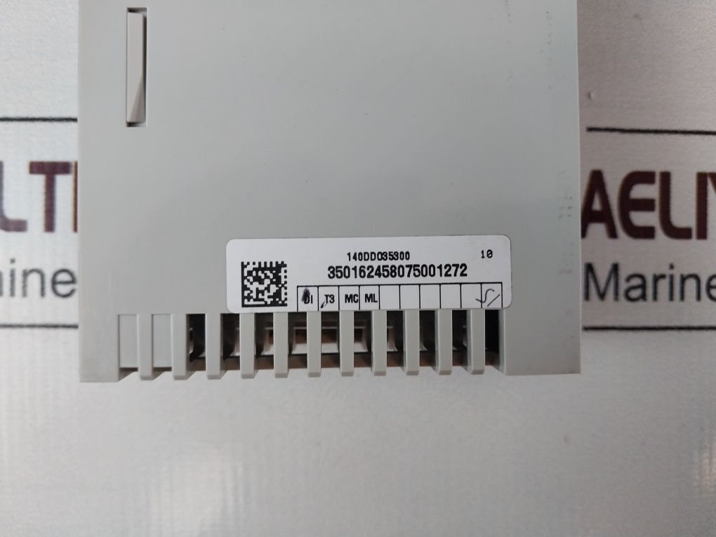 Schneider 140Ddo35300 Modicon Quantum 24Vdc True High/Source Output Module