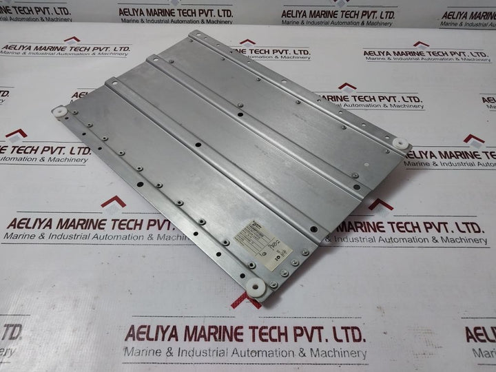 Schneider 140Xbp01000 Safety Non-interfering Backplane 10 Slot Pv:02 Rl:05