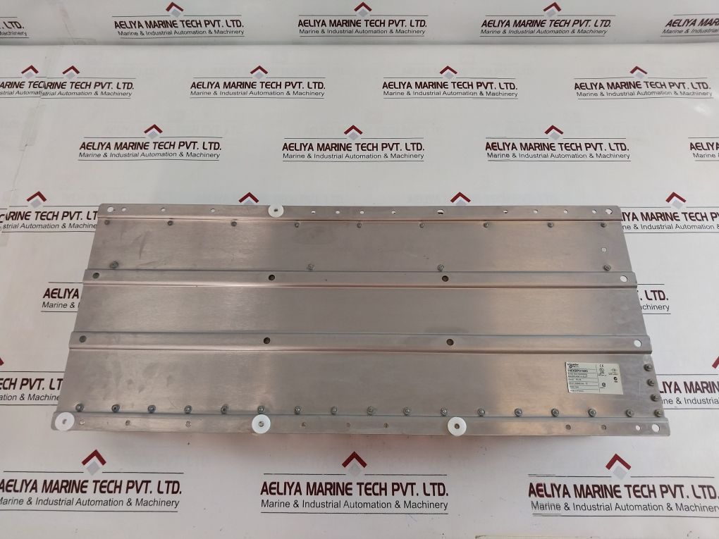 Schneider Electric 140Cra93200,140Ddi35300,140Ddo35300,140Aci04000,140Cps12420 Rack