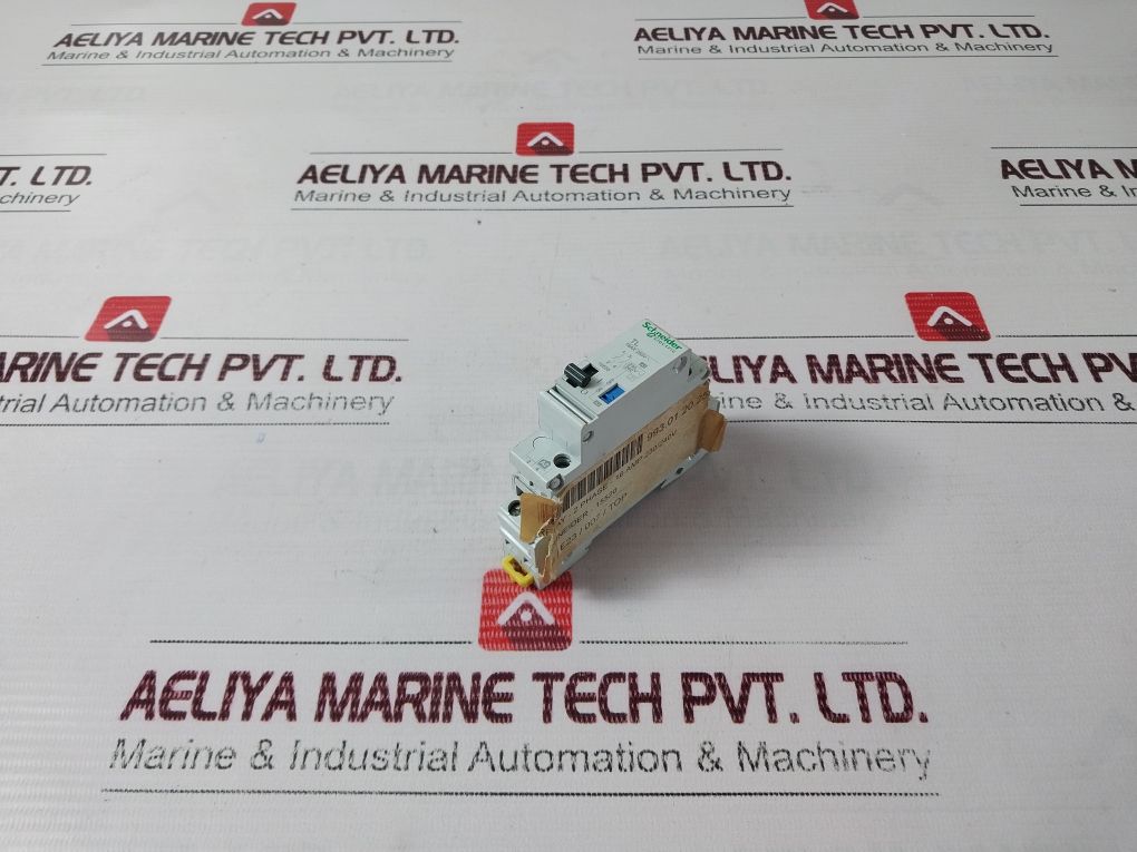 Schneider Electric 15520 Impulse Relay