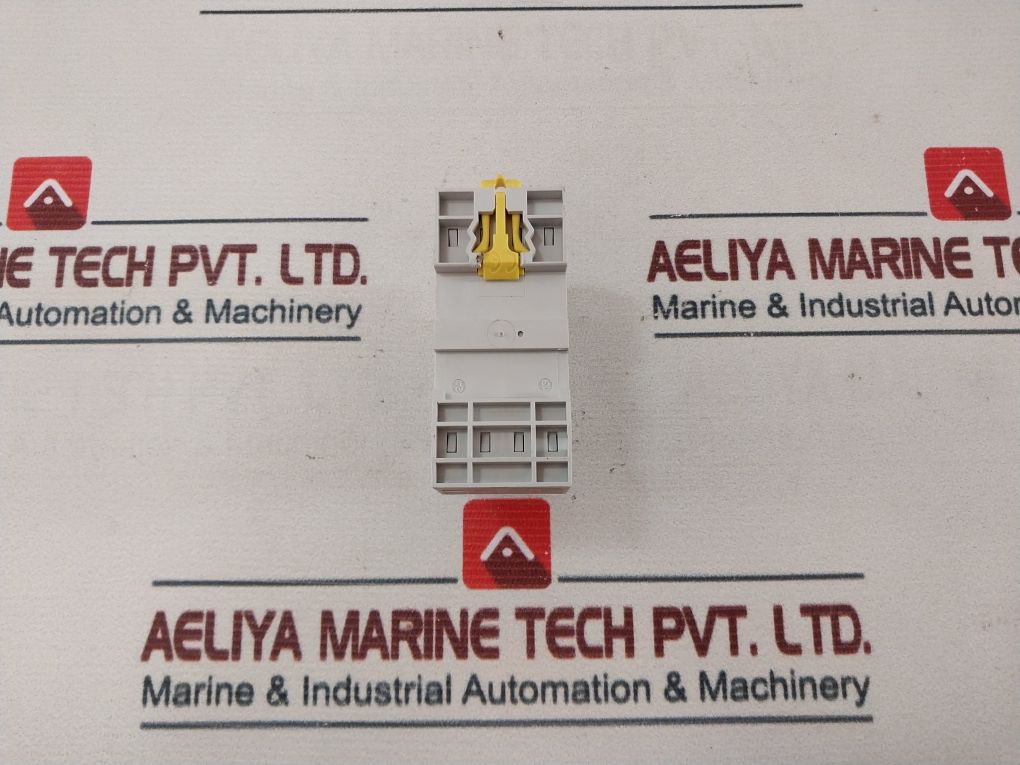 Schneider Electric 15963 Contactor 4Nc 25A 220 Vac