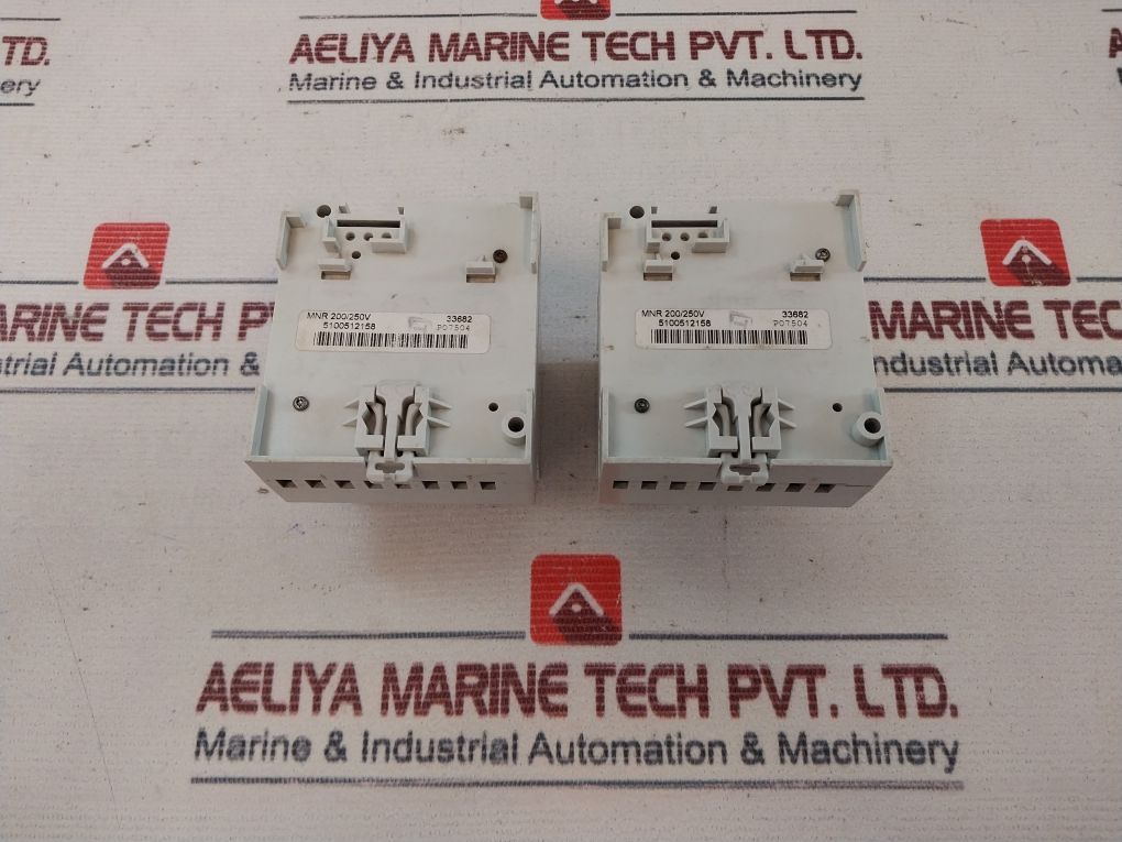 Schneider Electric 200/250 V Ac/Dc Time Delay For Uvr