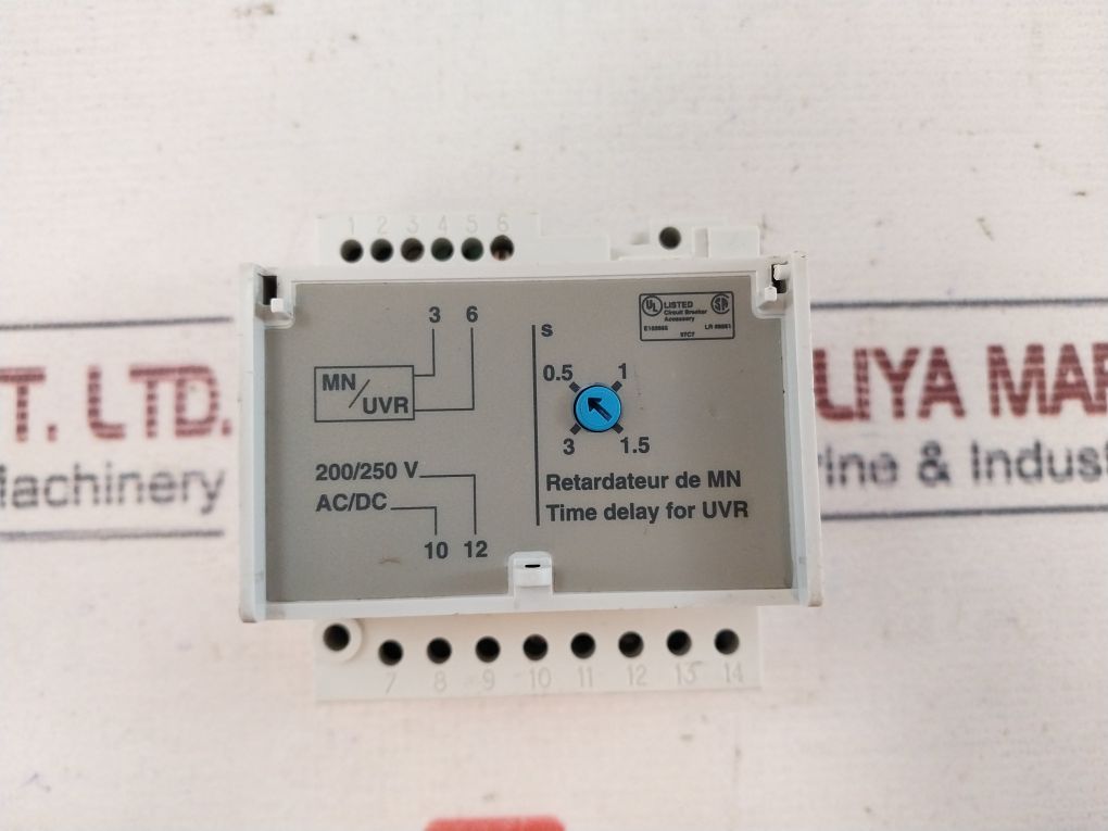 Schneider Electric 200/250 V Ac/Dc Time Delay For Uvr