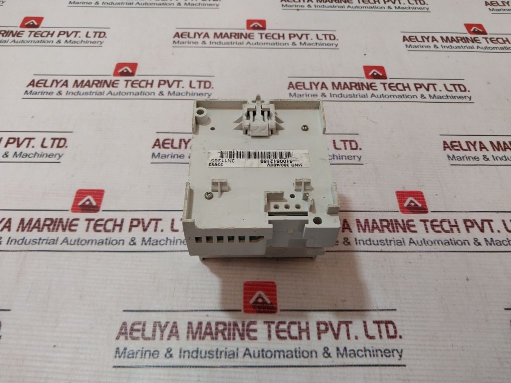 Schneider Electric 33683 Time Delay For Uvr