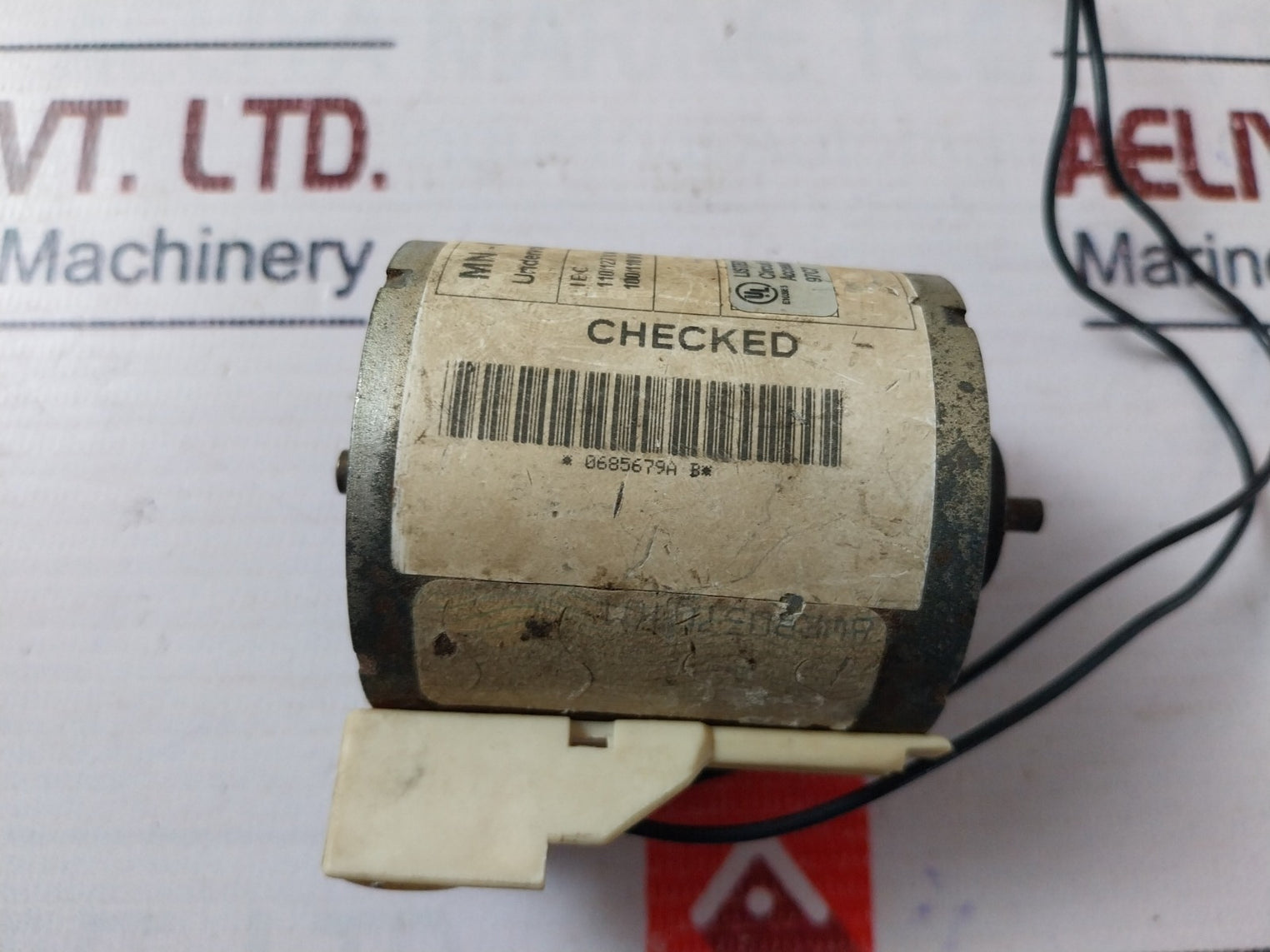 Schneider Electric 685 679 Undervoltage Release 100/110Vdc
