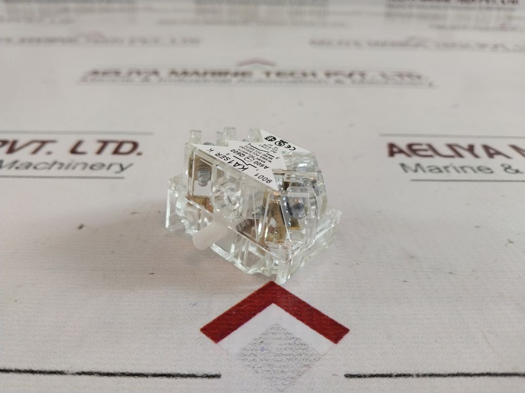 Schneider Electric 900 1Ka1 Finger Safe Contact Block