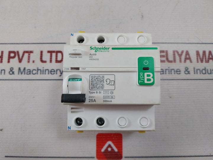 Schneider Electric A9Z64225 Current Circuit Breaker