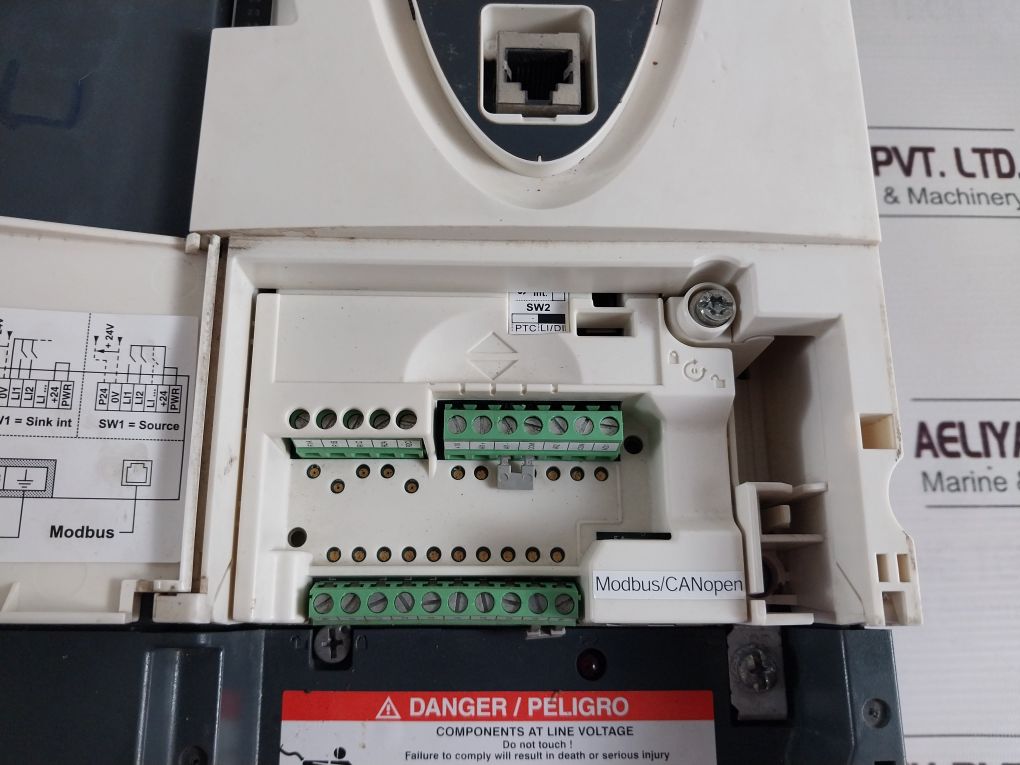 Schneider Electric Altivar 71 Variable Frequency Drive 480V Ac