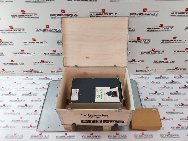 Schneider Electric Altivar 71 Ac Speed Drive Atv71Hd22N4Z
