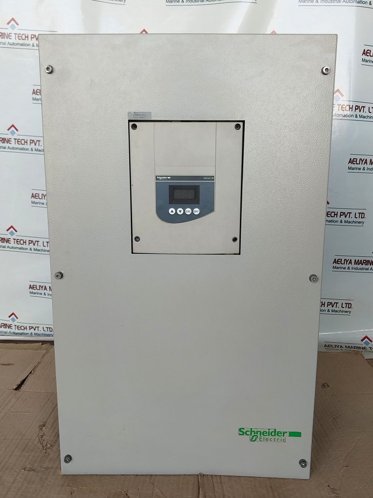 Schneider Electric Ats48C59Q 590A