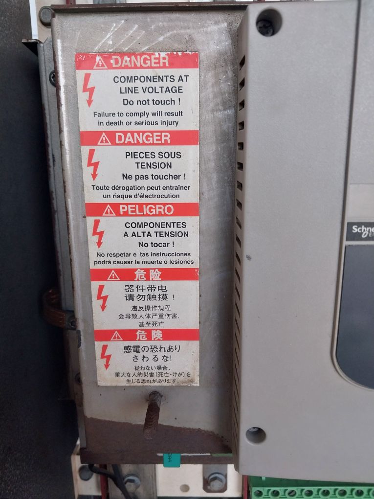 Schneider Electric Ats48C59Q 590A