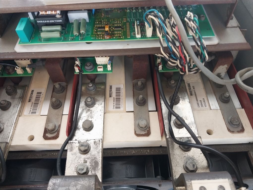 Schneider Electric Ats48C59Q 590A