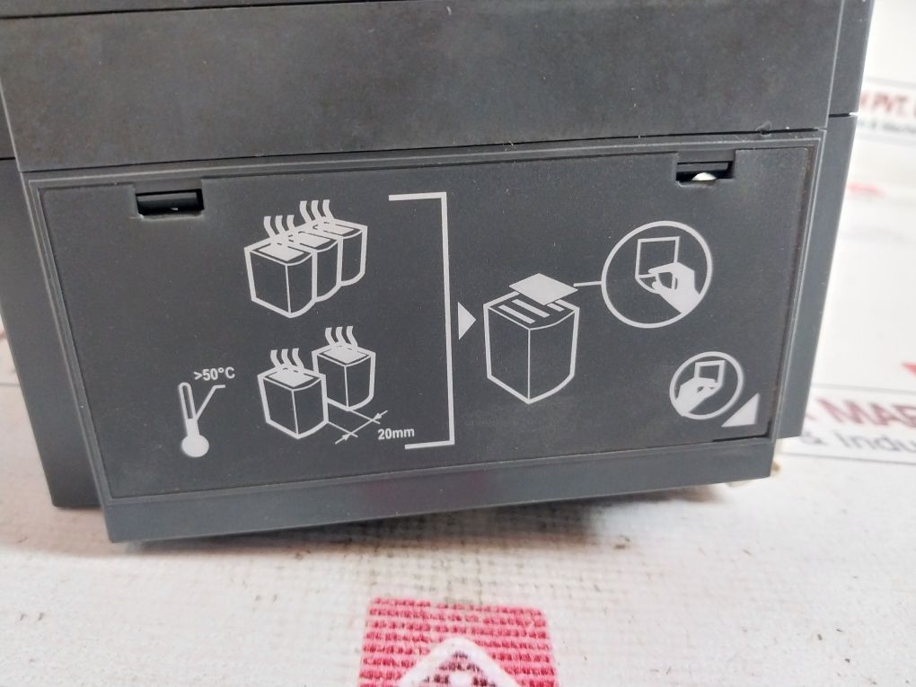 Schneider Electric Atv303Hu40N4 Inverter 4Kw-380/460V