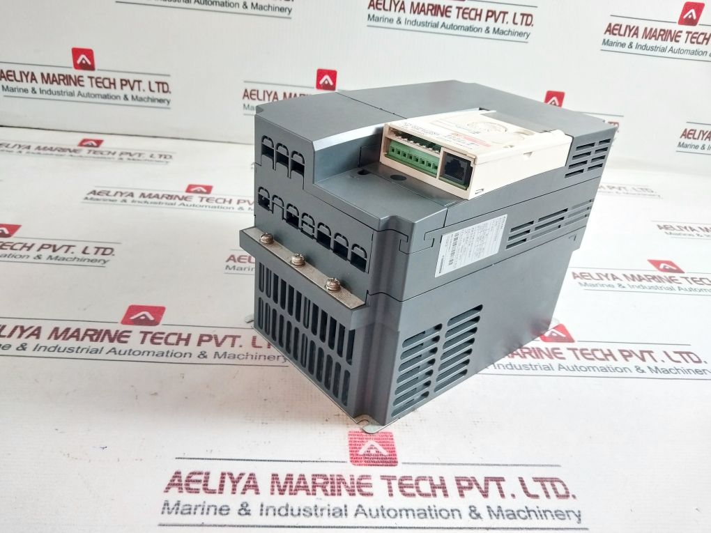Schneider Electric Atv303Hu75N4 Ac Drive 75°C