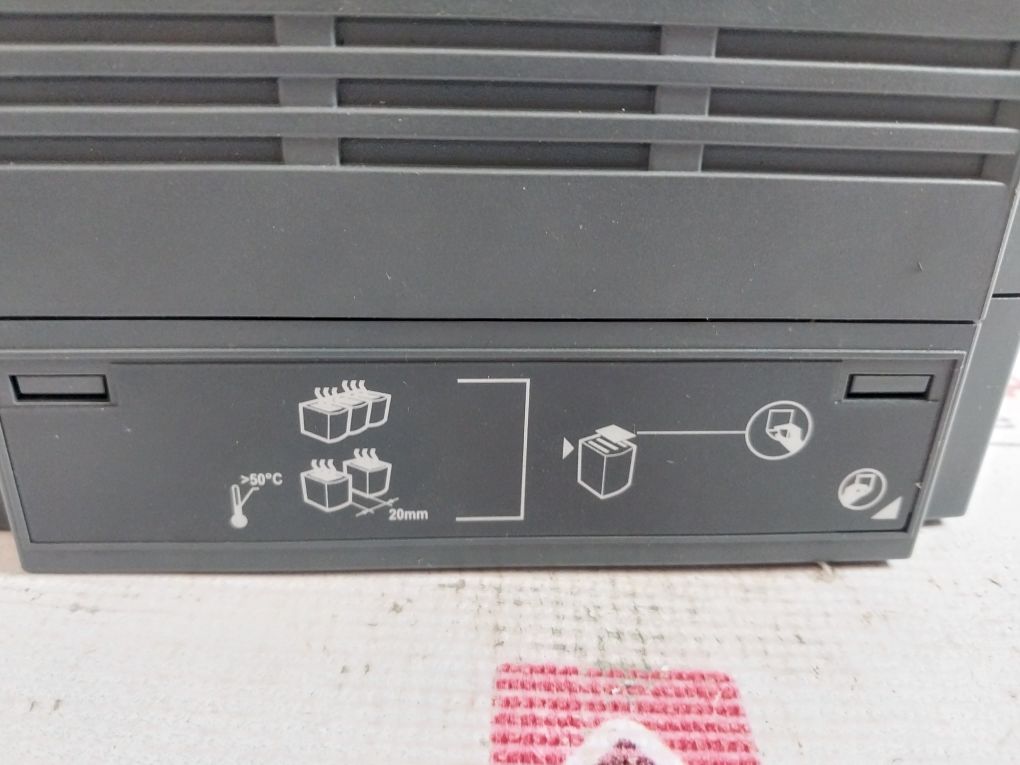 Schneider Electric Atv303Hu75N4 Ac Drive 75°C