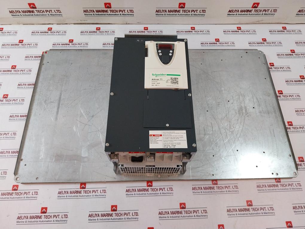 Schneider Electric Atv71Hd22N4Z Ac Speed Drive 5000A 480V