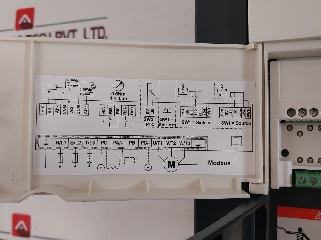 Schneider Electric Atv71Hu30N4 Ac Drive