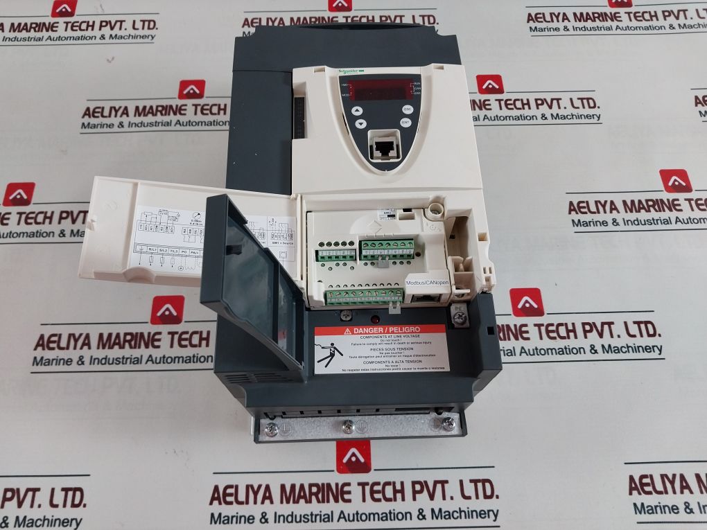 Schneider Electric Atv71Hu55N4