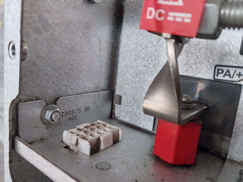 Schneider Electric Atv71Qc16Y Variable Speed Drive