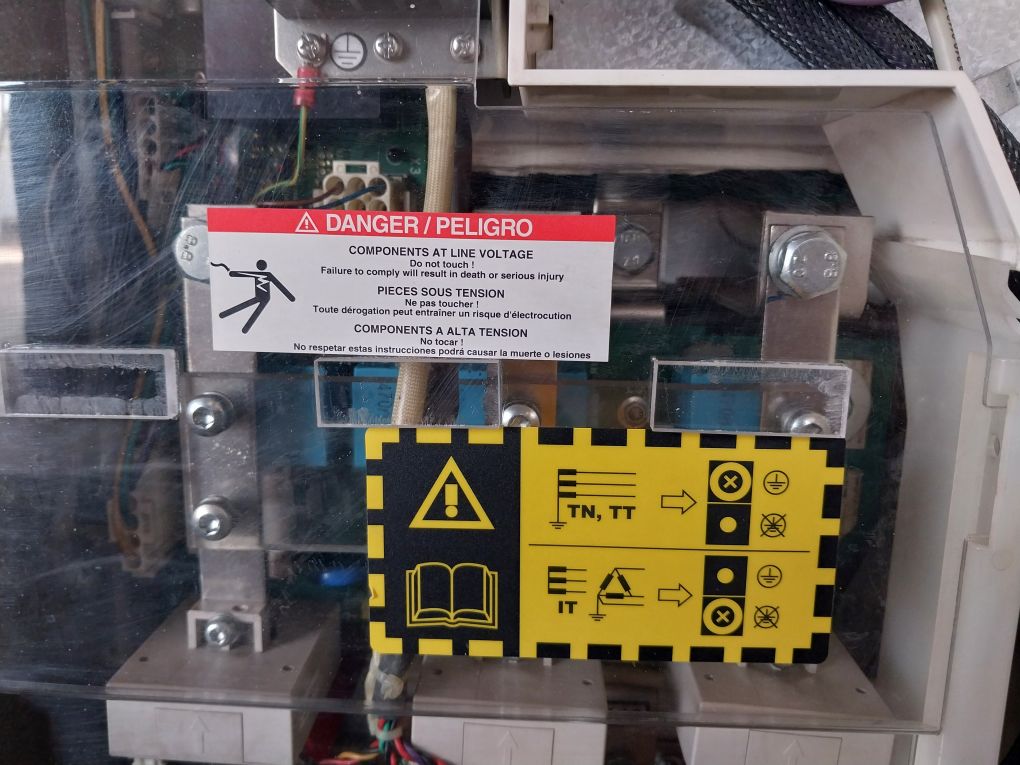 Schneider Electric Atv71Qc16Y Variable Speed Drive