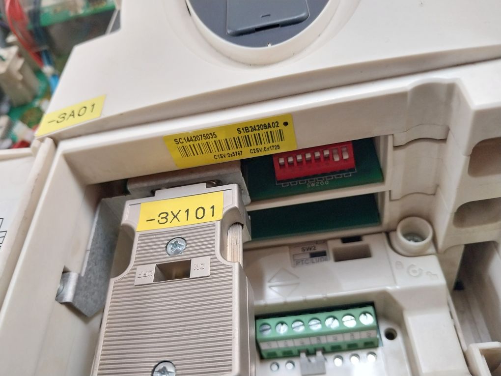 Schneider Electric Atv71Qc16Y Variable Speed Drive