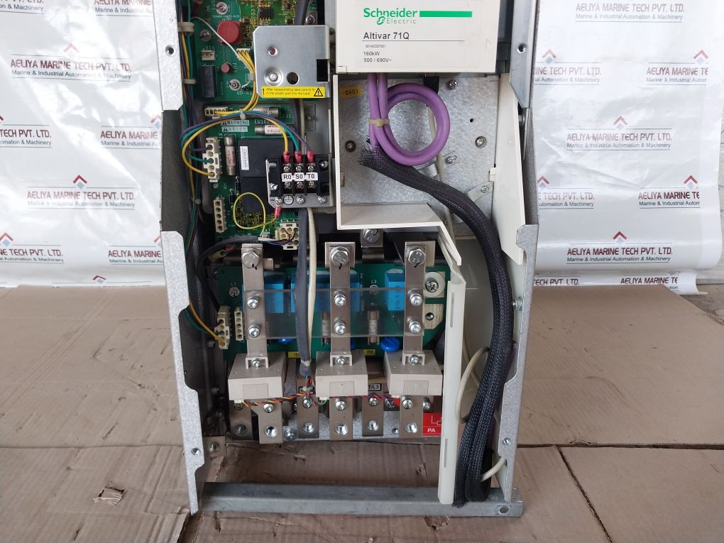 Schneider Electric Atv71Qc16Y Variable Speed Drive