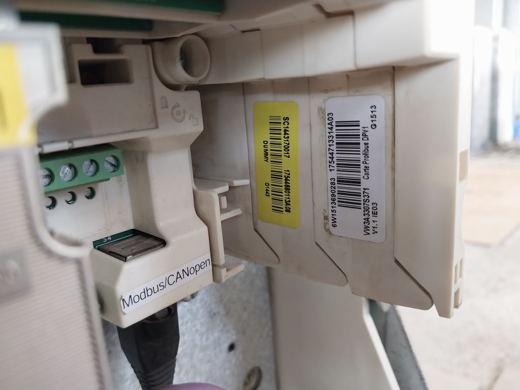 Schneider Electric Atv71Qc16Y Variable Speed Drive