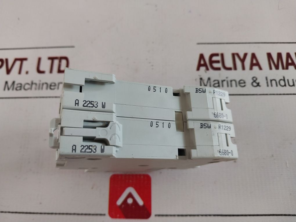 Schneider Electric C60H C40 Circuit Breaker 400V~