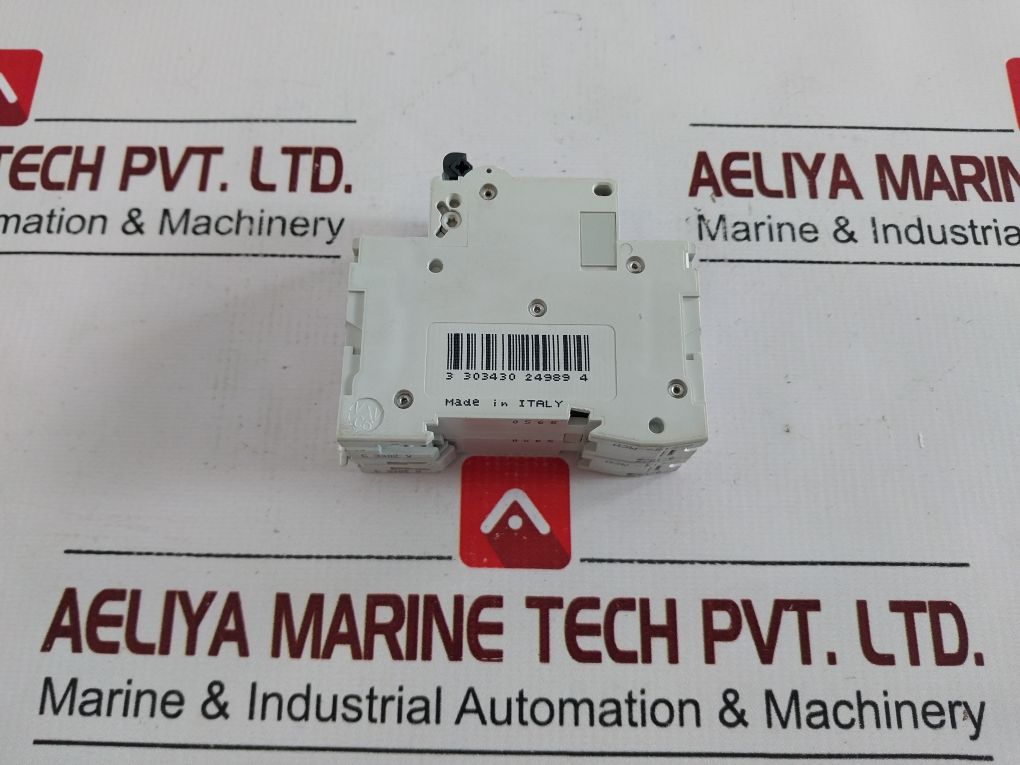 Schneider Electric C60H C25 Circuit Breaker 24989