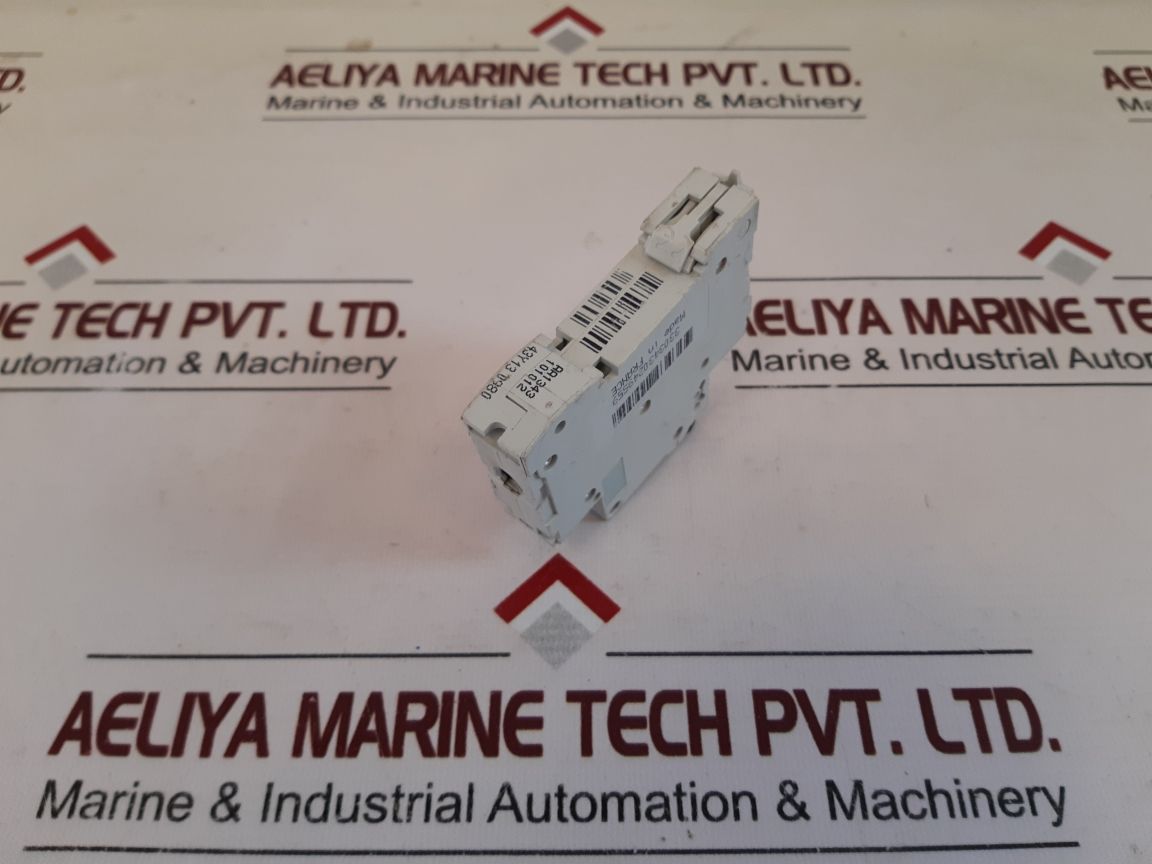 Schneider Electric C60H C1 Circuit Breaker 230/400V~