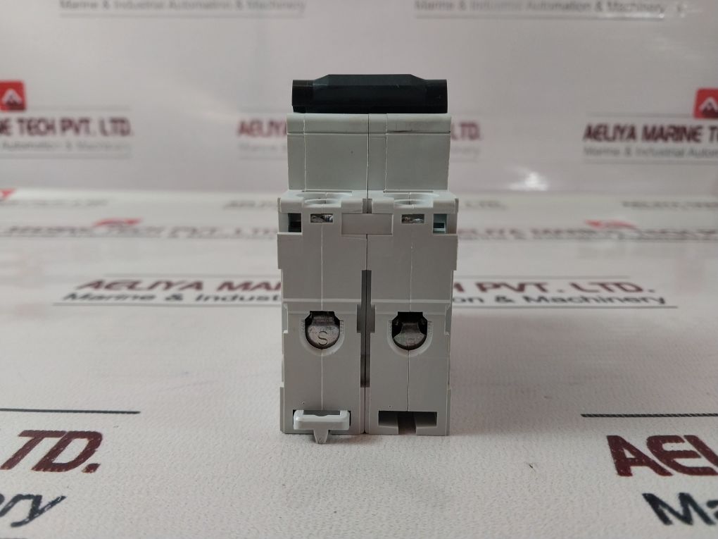 Schneider Electric C60H Thermal Magnetic Circuit Breaker