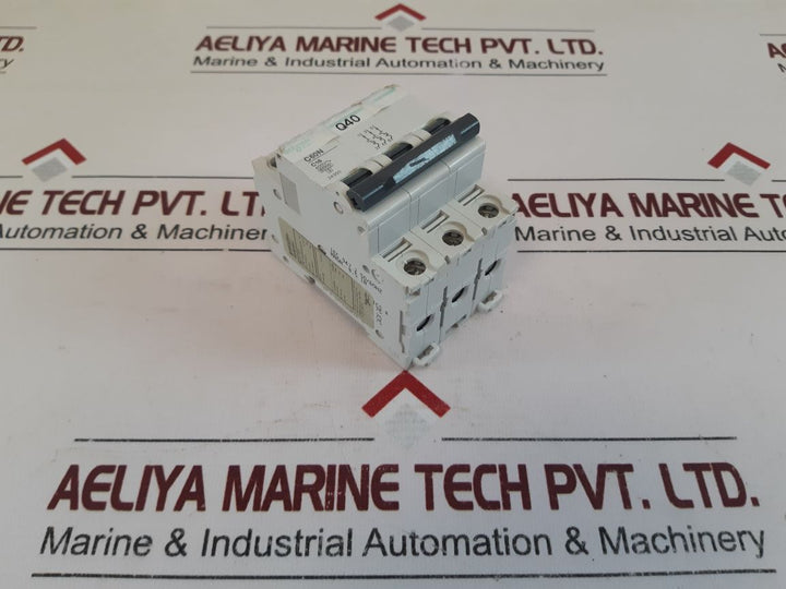 Schneider Electric C60N C16 Circuit Breaker